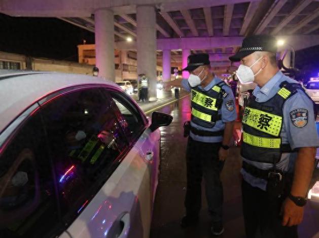 国庆节刚过又一内鬼泄密被揪！惊动央视，给所有国企领导提了个醒