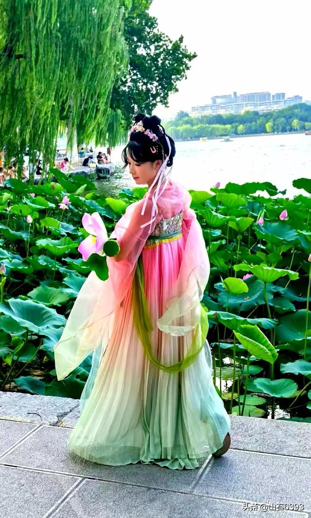 新华社原军事记者陶俊峰美拍：绿水青山 风光无限