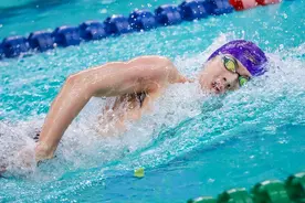 图集｜2023全国游泳锦标赛首场开赛，汪顺、张雨霏、覃海洋等游泳名将亮相济南奥体图片