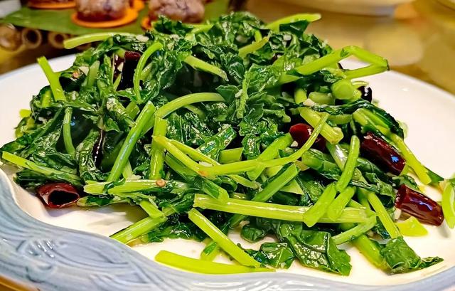 带着孙女去旅行（168）罗平油菜花海游