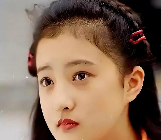 “小婉君”金铭现状，个子太矮	，事业受挫，单身未婚未孕