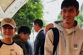 陈梦也太会穿了，千元穿搭彰显清雅品味，两万多的名包倒成了累赘图片
