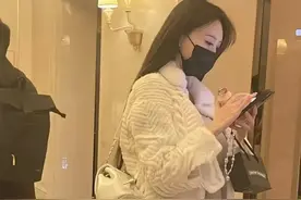 叶珂孕肚照细节被扒，和黄晓明新剧拍摄地重合，实锤两人没分手图片