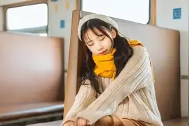 两性交往，中年女人叫你哥，多半是这3种意思图片