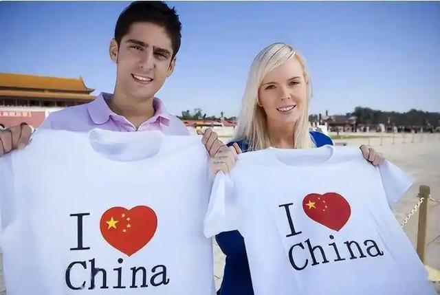 藏不住了！2000万老外“偷摸”涌入中国，这波热潮我们迎来了什么