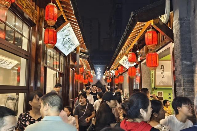 衡阳雁峰区：舌尖上的美食与古韵交融的魅力之旅