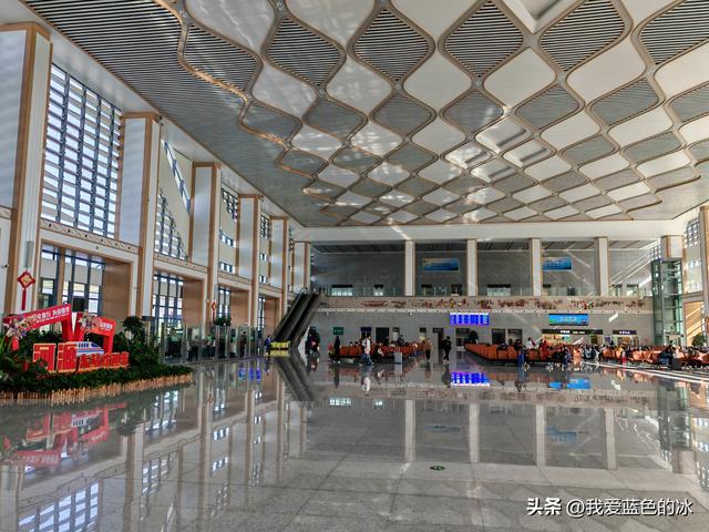 一个小时由河源来到相邻的难兄难弟梅州市