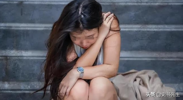 上海二娃宝妈假装单身，男友5年转账55万，丈夫主动送衣物去酒店