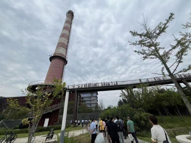 半两财经|北京升级工业旅游2.0：五大主题路线打造沉浸体验，2027年目标收入30亿