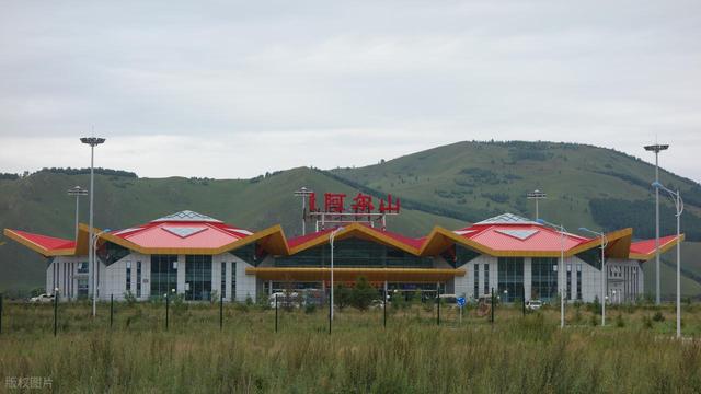 朋友圈没告诉你，阿尔山不仅凉快，还能把人从焦虑里救出来！