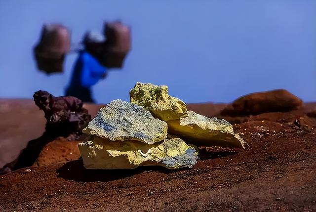 曾狂揽全球90%市场	，欧美日的稀土霸权，是如何被自己亲手摧毁的