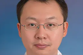 【医疗人物】吉大一院风湿免疫疾病专家——杨思睿 主任图片
