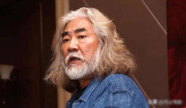 拔出萝卜带出泥	，张纪中再迎噩耗，转移财产是冰山一角，麻烦大了