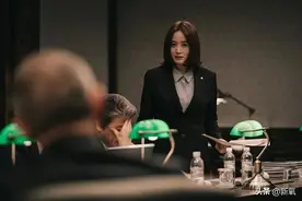 宋慧乔全智贤都得镶边的忠武路一姐，露面即惊艳全场图片