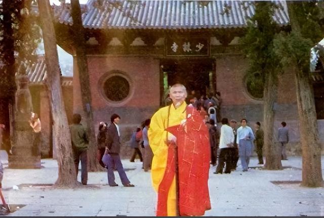 疑点重重！少林寺老方丈绝笔曝光，原来释永信早就被开除过僧籍！