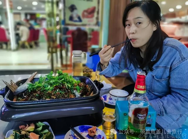 重庆最偏远区县，惨遭两条高铁绕道而过，神秘文化暗藏世界级秘境