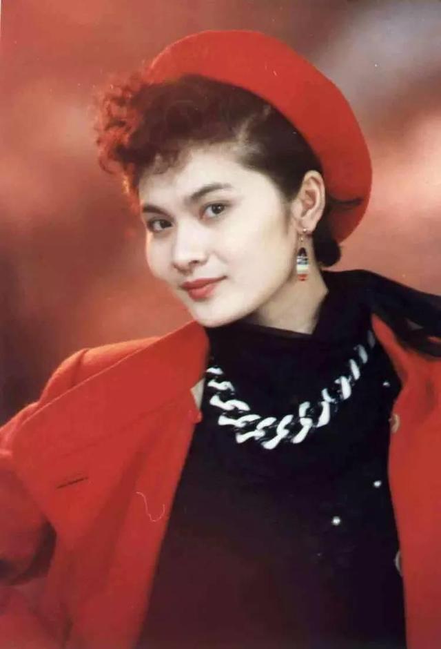 80年代家喻户晓的女演员，嫁给军委副主席儿子，离婚后混得如何？