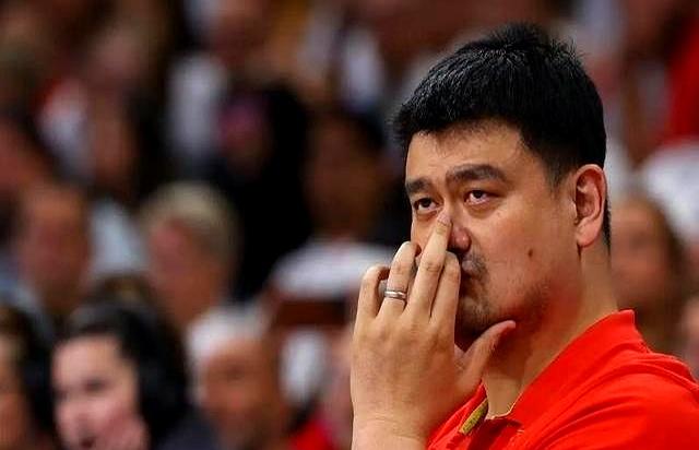从NBA退役后还有钱领！王治郅62岁后每年70万，姚明，易建联呢？