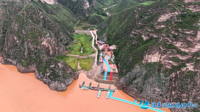 炳灵龙谷：聆听“地球心跳”的史前体验地