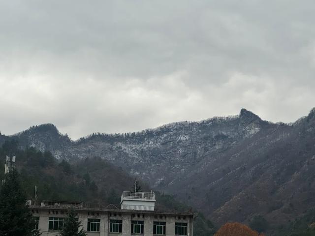 汉中各大景区银装素裹！快来共赴2025年第一场冰雪之约 →