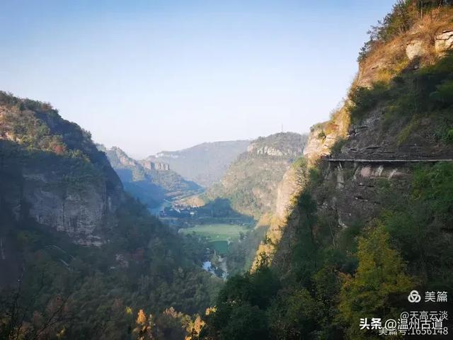 这处以丹霞地貌而闻名的名胜奇观,风光奇绝值得一去!