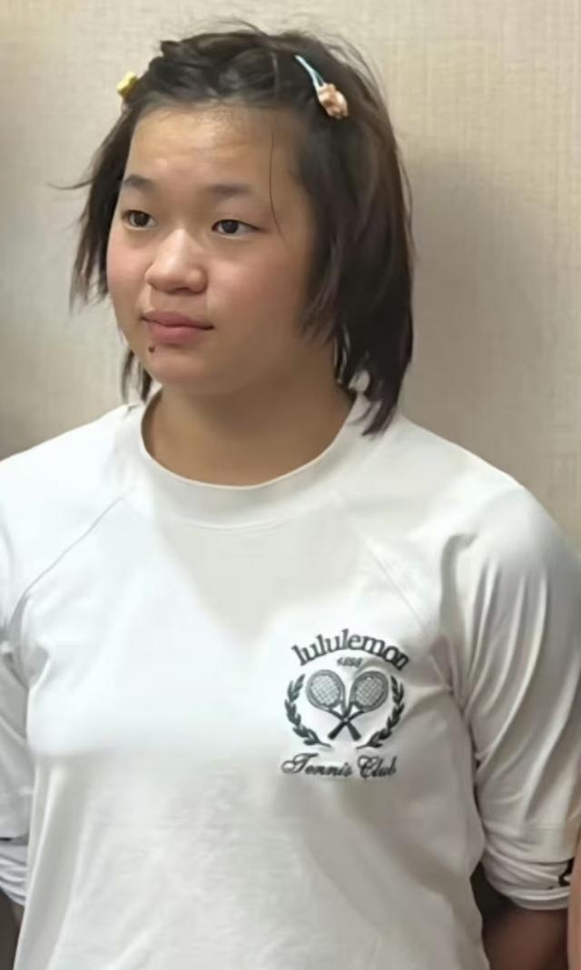 陈芋汐世锦赛四连冠，曾谈发育期面临的困境，对应了全红婵现状