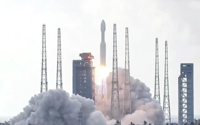 反制开始！星链两次威胁中国空间站后	，我国新增20万颗卫星申请！