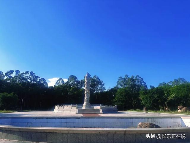 “神仙村落”！公园、温泉、氧吧、古宅......这处“后花园”美到心醉