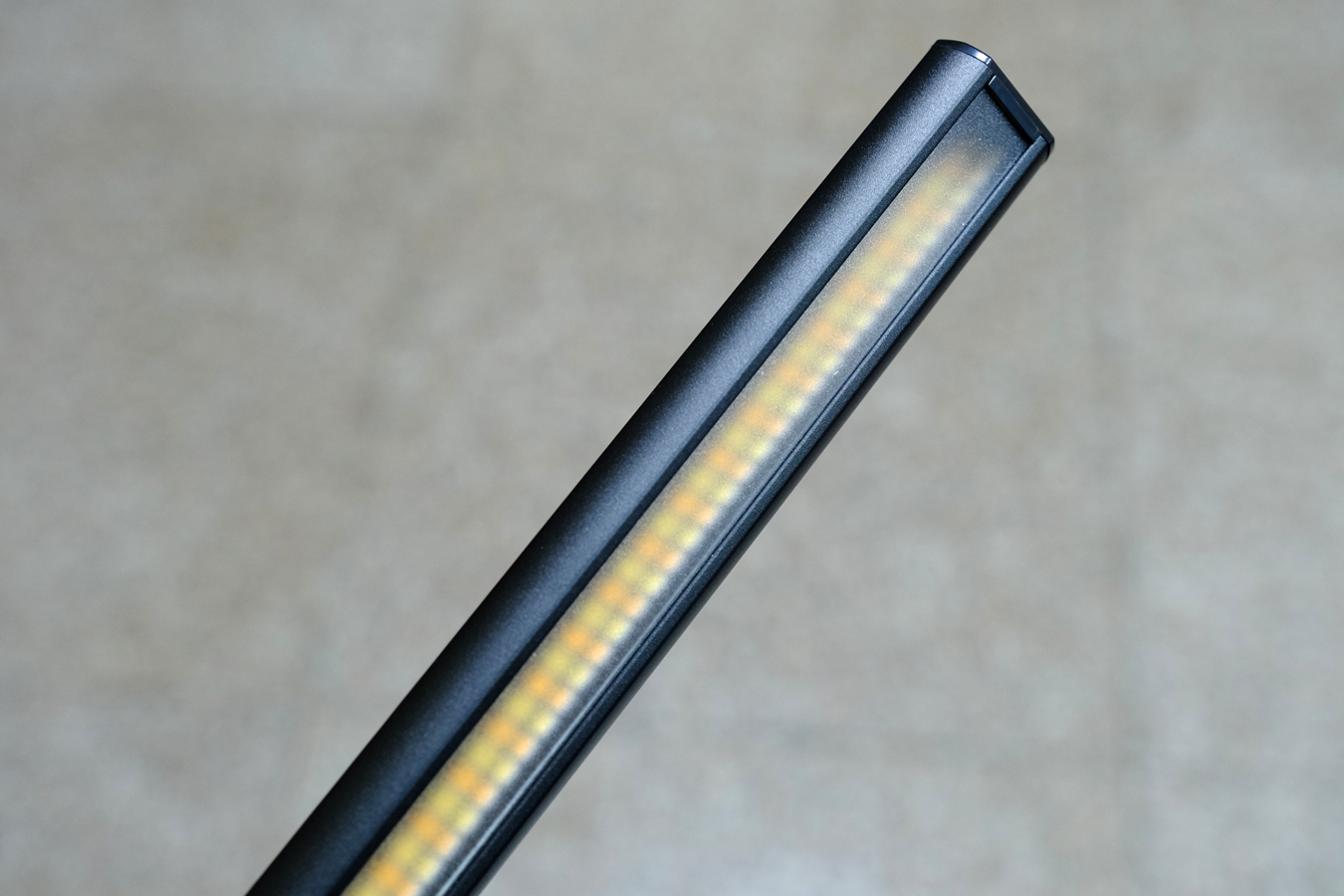 补充环境光,降低用眼疲劳,书客SKR1屏幕挂灯初体验