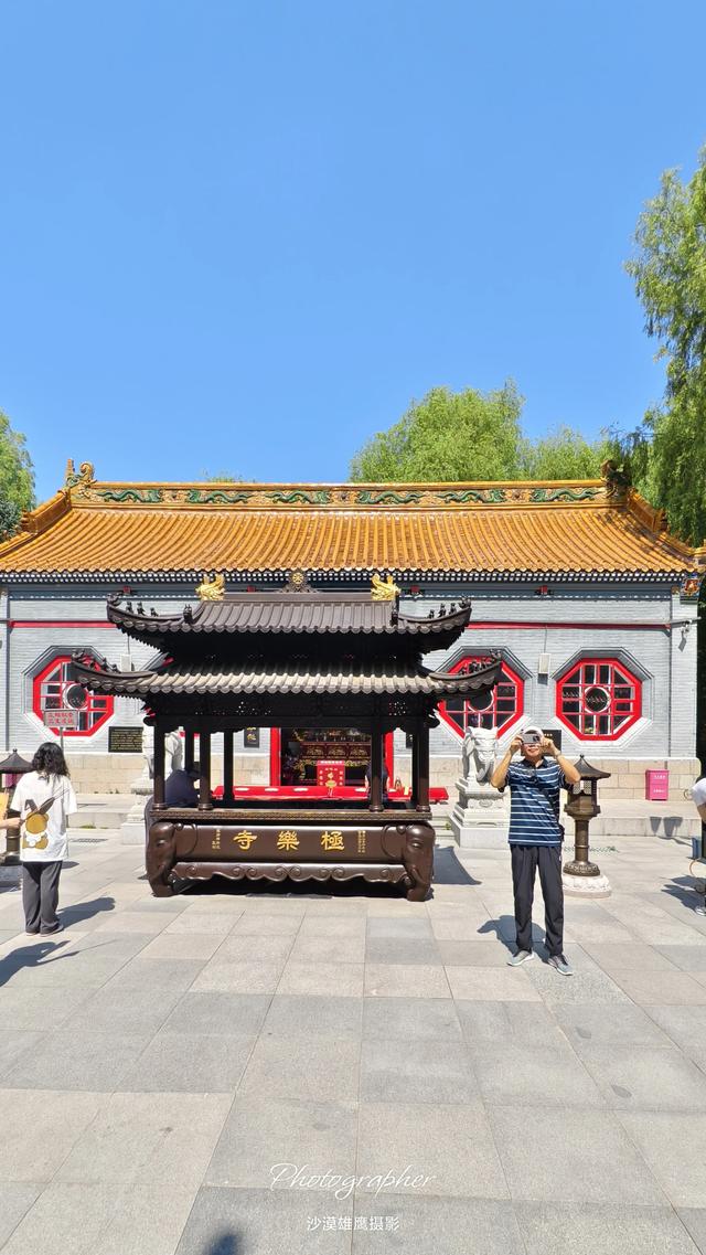 游览哈尔滨极乐寺侧记