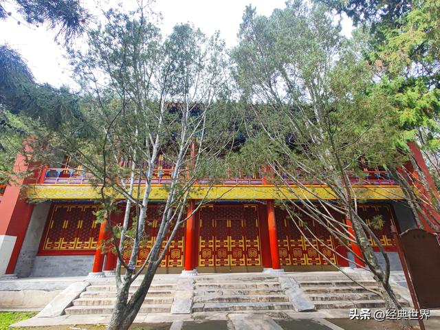 颐和园建筑之汉藏混合式佛寺建筑群——“四大部洲”