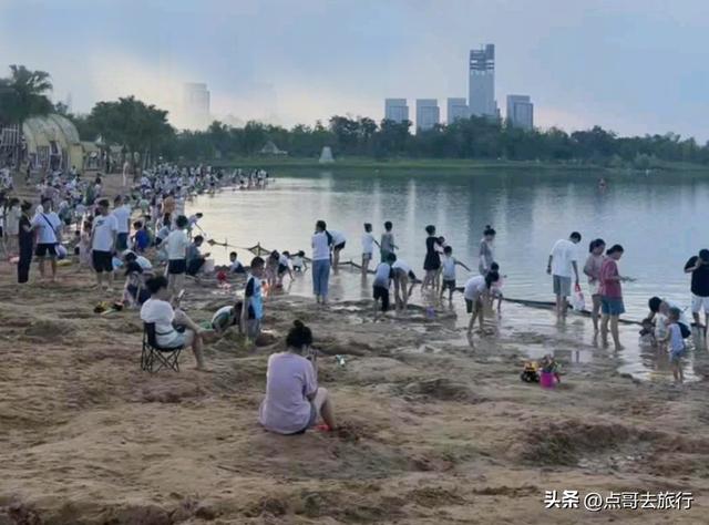 成都市区5大耍水公园，超级清净，还有沙滩，公共交通可直达！
