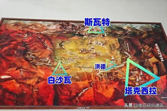 亲历 | 在巴基斯坦洪德渡口坐上漏水的船，重走玄奘取经路…