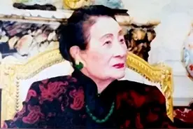 宋美龄自尊受辱，怒扇台驻美“大使”周书楷，周怼：我不是你仆人图片