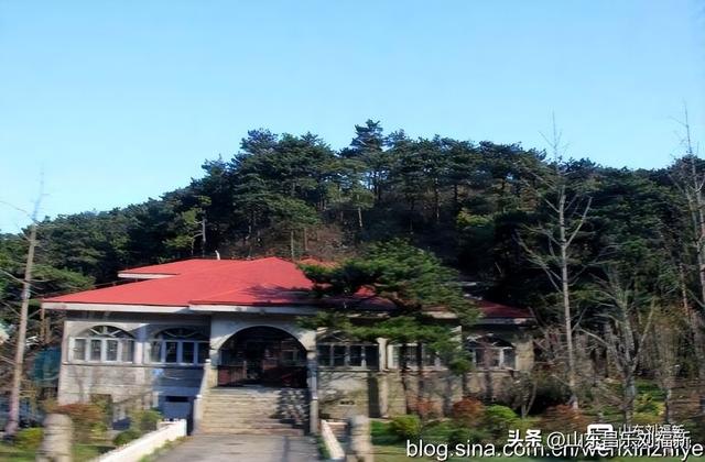 夜宿牯岭镇·牯岭镇晨景·去三叠泉途中（江西之旅第七篇）