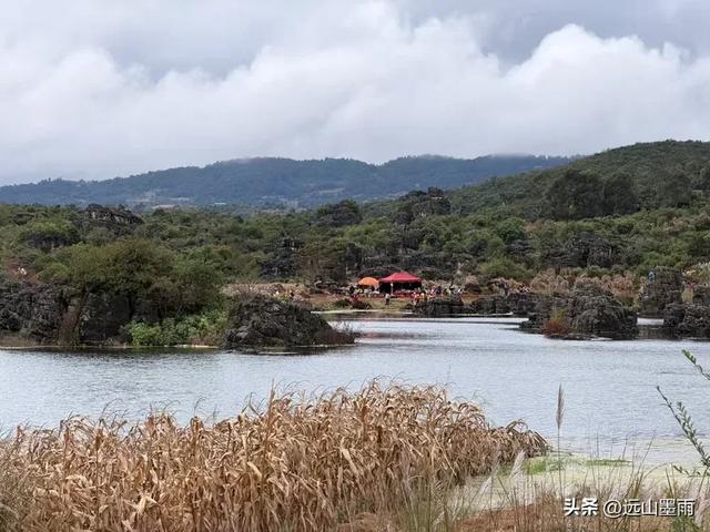 徒步石林蓑衣山、赏水上石林,遇降雨淅淅沥沥,收获特别的体验
