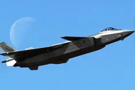 首飞14周年，歼-20既是原点也是起点，中国高端空战武器大幅跃进图片