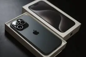 iPhone16PM续航提升，iPhone 17设计大改！图片