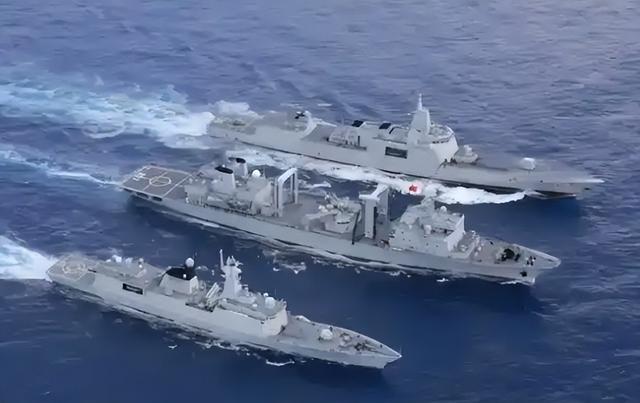 解放军有大动作！出百艘舰艇环澳，西太格局悄然生变