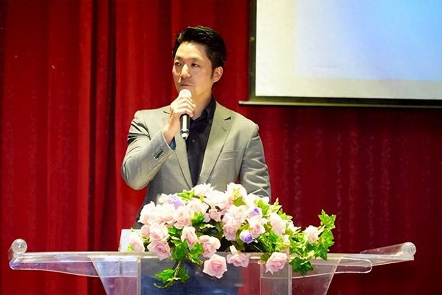 国民党现形？蒋万安反对“一国两制”，将再访大陆，大陆10字回应