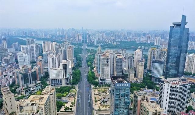 58年广西省会之争，韦国清要定柳州，毛主席：是不是首都要定兰州