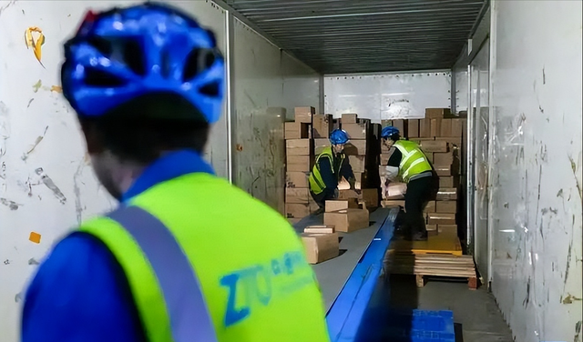 双十一没落了？23年销售额1.13万亿，24年1.44万亿，25年让人惊讶