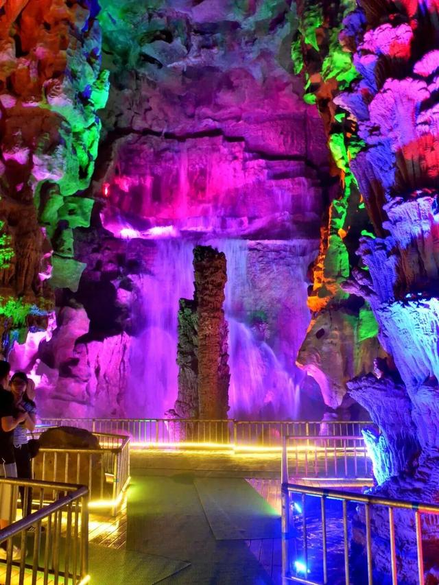 快看！从哈尔滨的冰雕里，挖出了整个真·泰安！