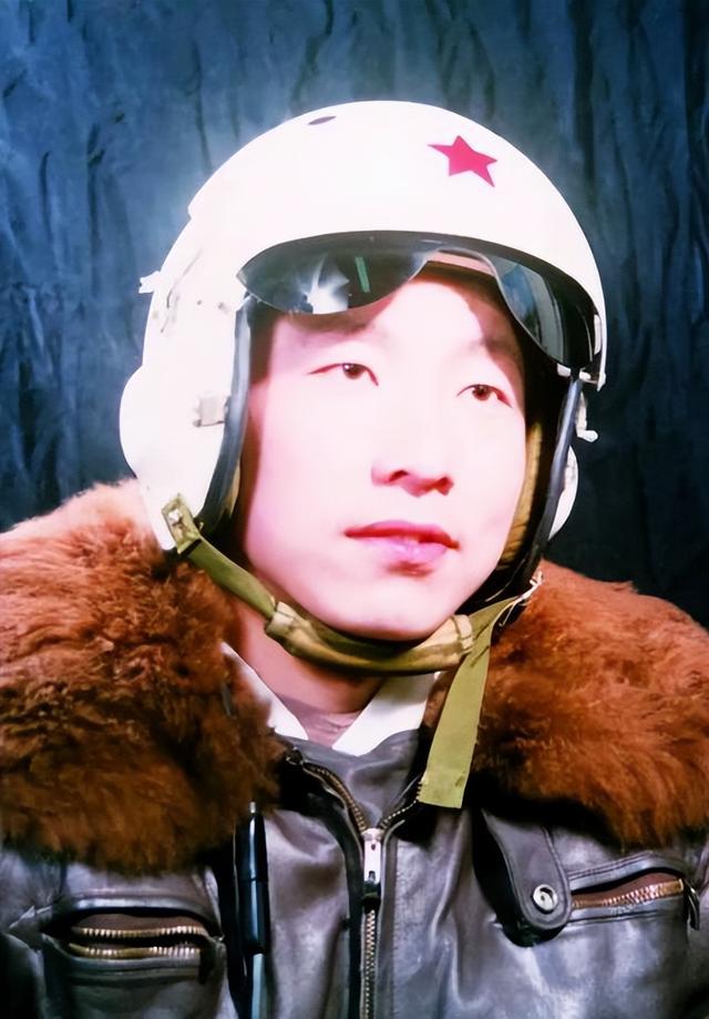 杨利伟夫人温柔美丽，被婆婆一眼看中，为丈夫放弃工作毅然随军！