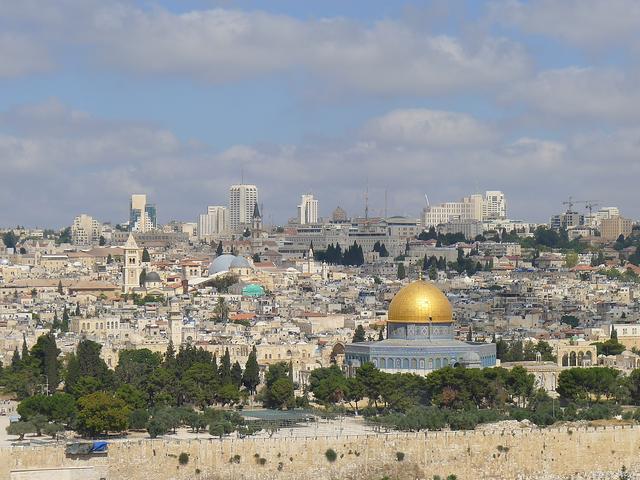 特朗普加沙计划炸锅！巴勒斯坦怒怼布莱尔，别把加沙变殖民地