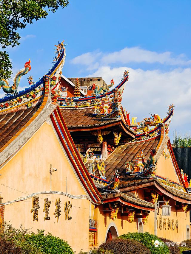 漳州龙文藏千年古村！明清古厝连片、全省唯一华佗庙，烟火气满满