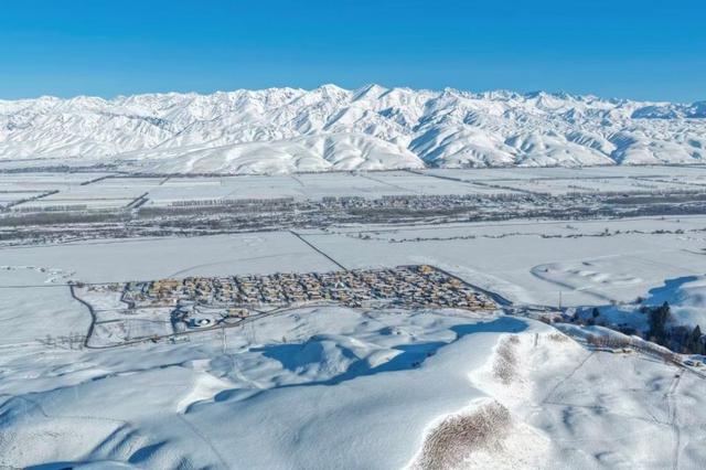 天山河谷·美哉伊犁丨8折优惠邀您住进雪原里的春天！