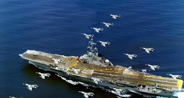 又让张召忠说中了？东拼西凑550亿建的2艘航母，如今彻底成为累赘