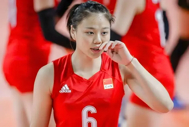 女排世联赛中国队5名球员数据抢眼