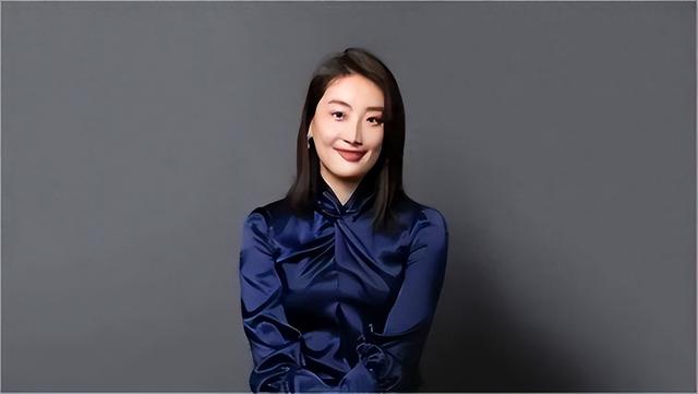 宗馥莉辞去娃哈哈董事长，独立品牌娃小宗已上线，侄女辞职宗泽后再发声：这是件好事，水军把她害了
